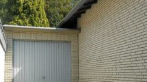 Garage links vom haus