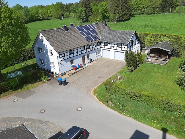 Topgepflegtes XXL-Eifelhaus für das große Familienglück! Topgepflegtes XXL-Eifelhaus für das große Familienglück!