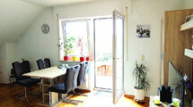 Wohnzimmer zur Loggia